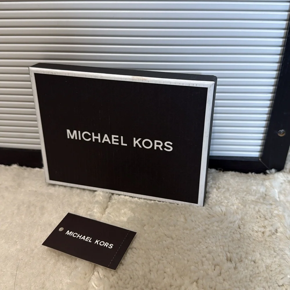 MICHAEL KORS Men’s Cooper Signature Logo Card Case